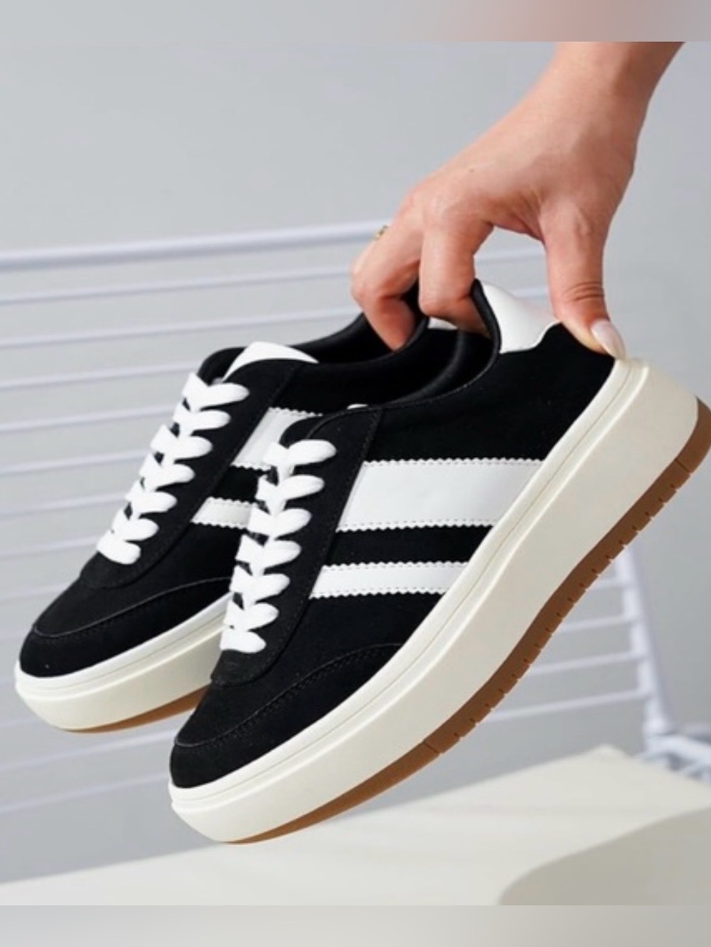 Project cloud Black & White Retro Platform Sneakers for Men